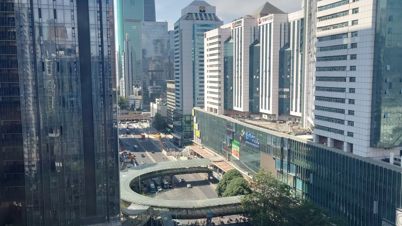 Guangdong Hotel in Shenzhen Luohu: Classic Stay Near Dongmen With City Views & Great Convenience