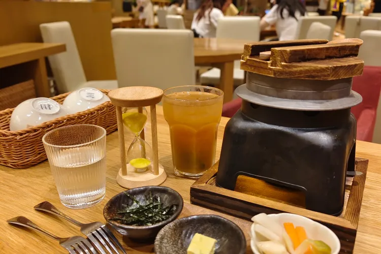 MUJI Diner UpperHills Shenzhen Review: Best Value Dining with Salmon Kamameshi and More