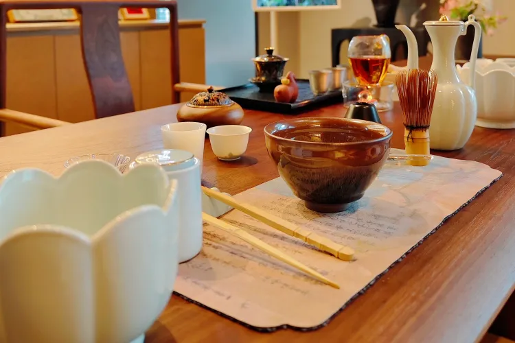 Experience Song Dynasty Intangible Heritage: A Refined Tea‑Whisking Ritual(Dian Cha) in a Stunning Tea House