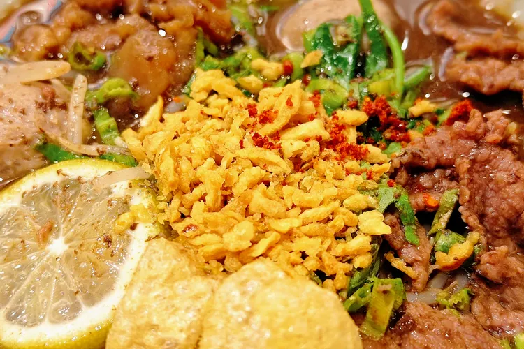Huaqiangbei Thai Boat Noodles｜Authentic Flavors, Signature Beef Noodles & Cozy Dining Experience