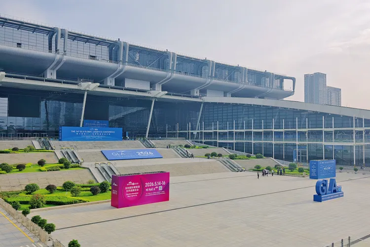 Shenzhen Convention & Exhibition Center Guide｜Best Photo Spots, Location & Visitor Tips